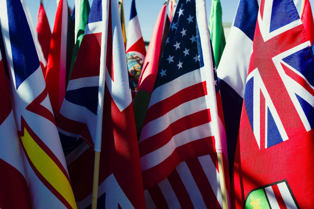 belasting internationale ambtenaren